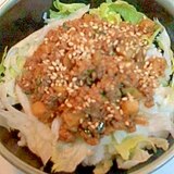 たけのこ入りピリ辛肉味噌丼